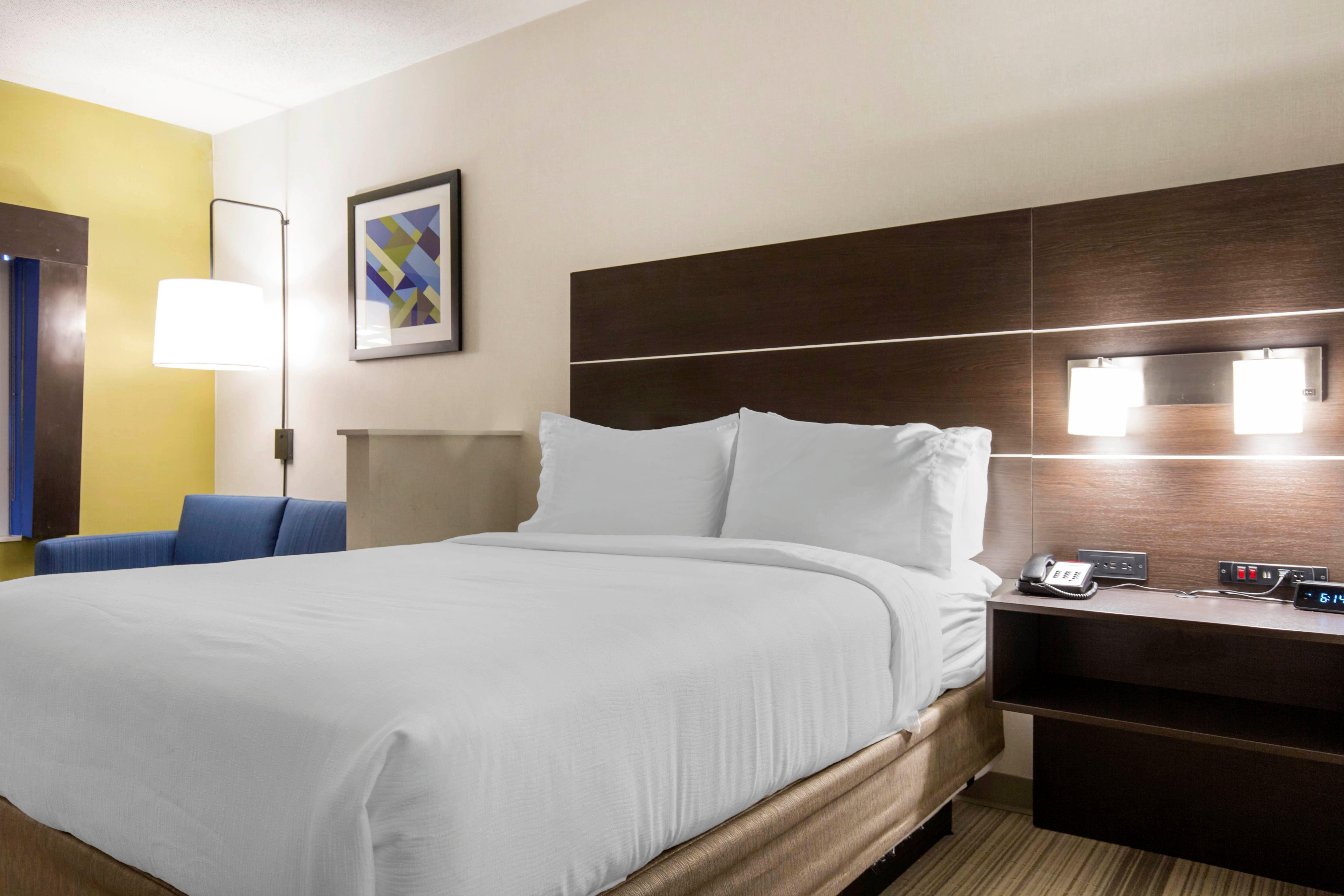Holiday Inn Express And Suites Chicago West - St Charles By Ihg Saint Charles Buitenkant foto