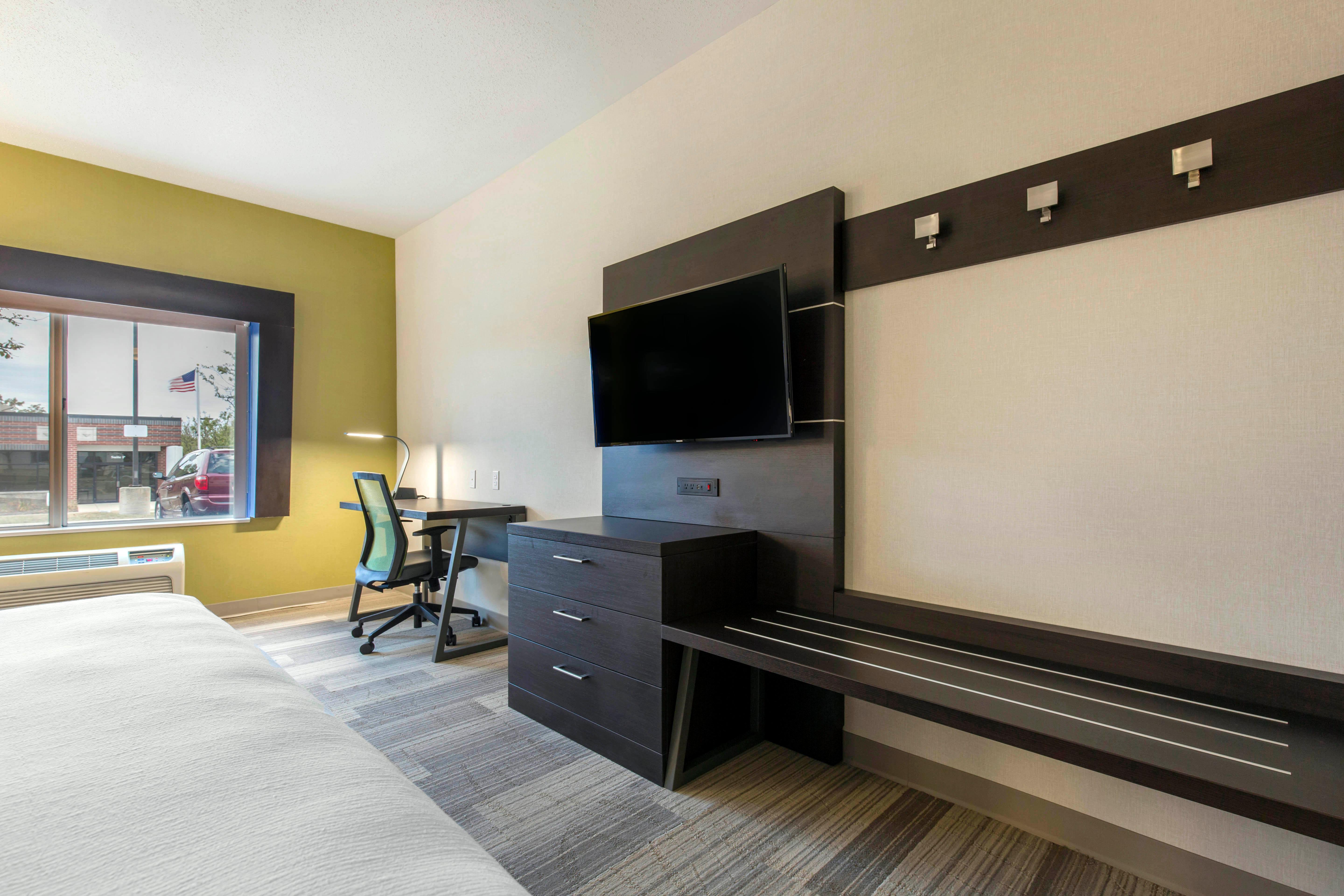 Holiday Inn Express And Suites Chicago West - St Charles By Ihg Saint Charles Buitenkant foto