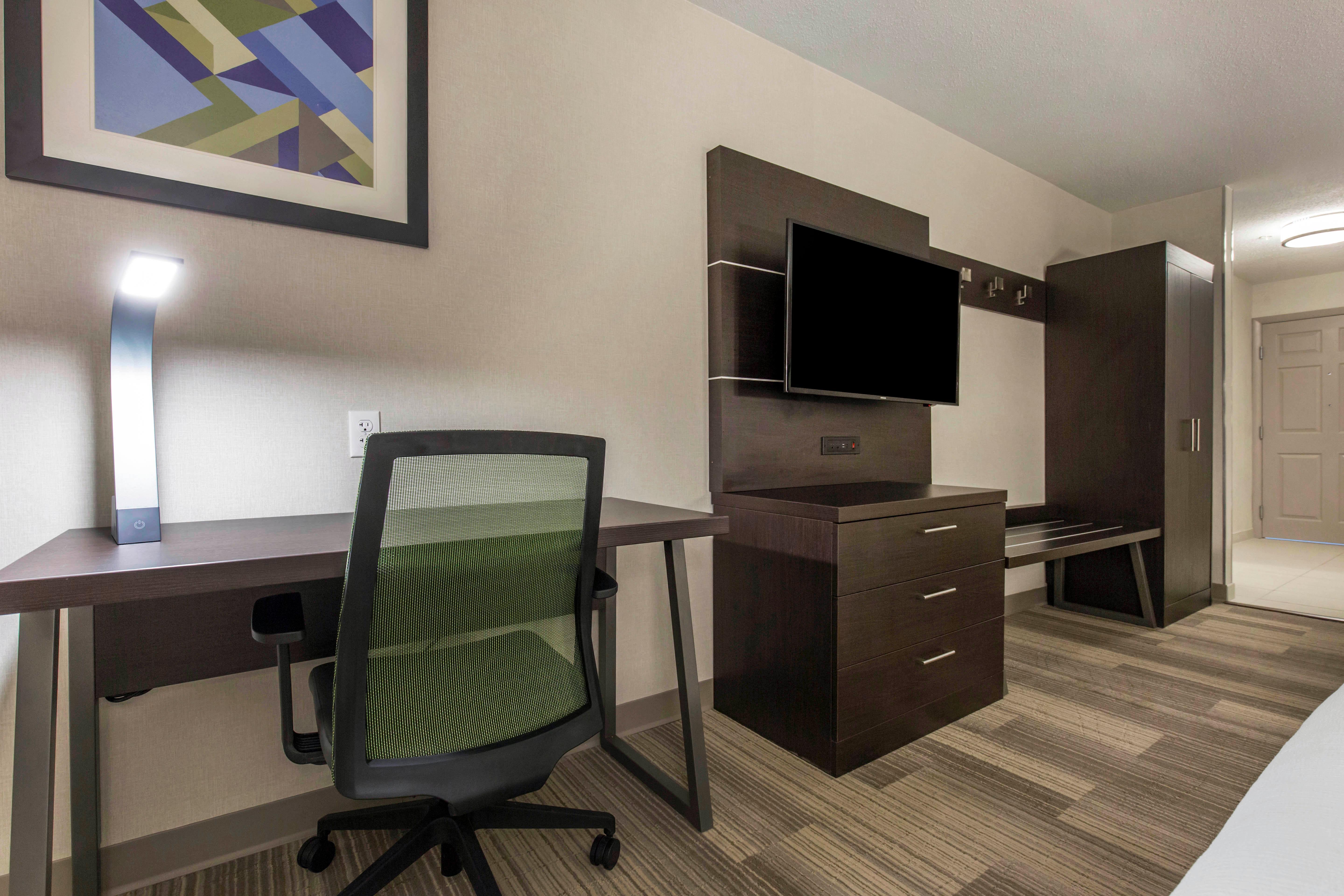Holiday Inn Express And Suites Chicago West - St Charles By Ihg Saint Charles Buitenkant foto