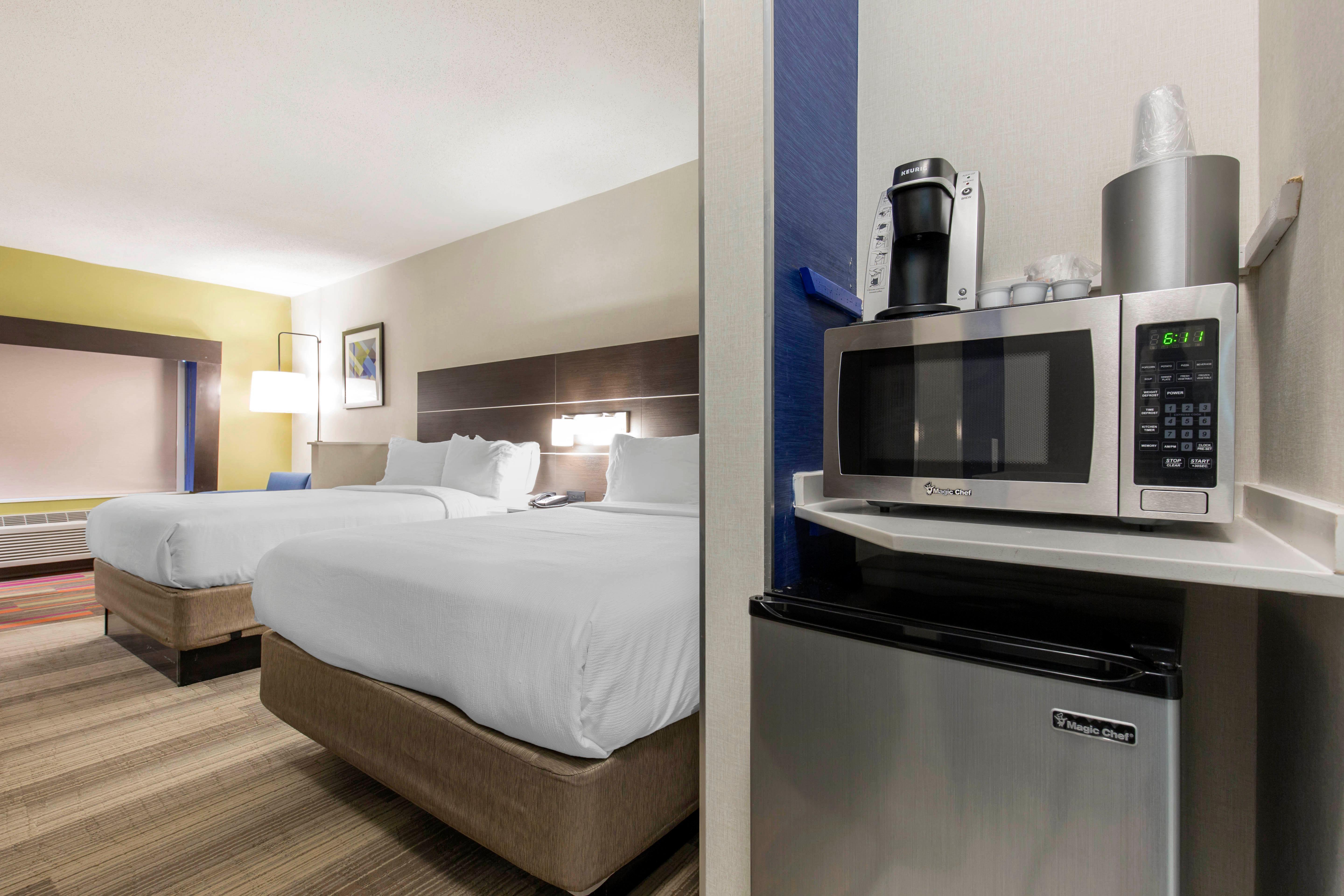 Holiday Inn Express And Suites Chicago West - St Charles By Ihg Saint Charles Buitenkant foto