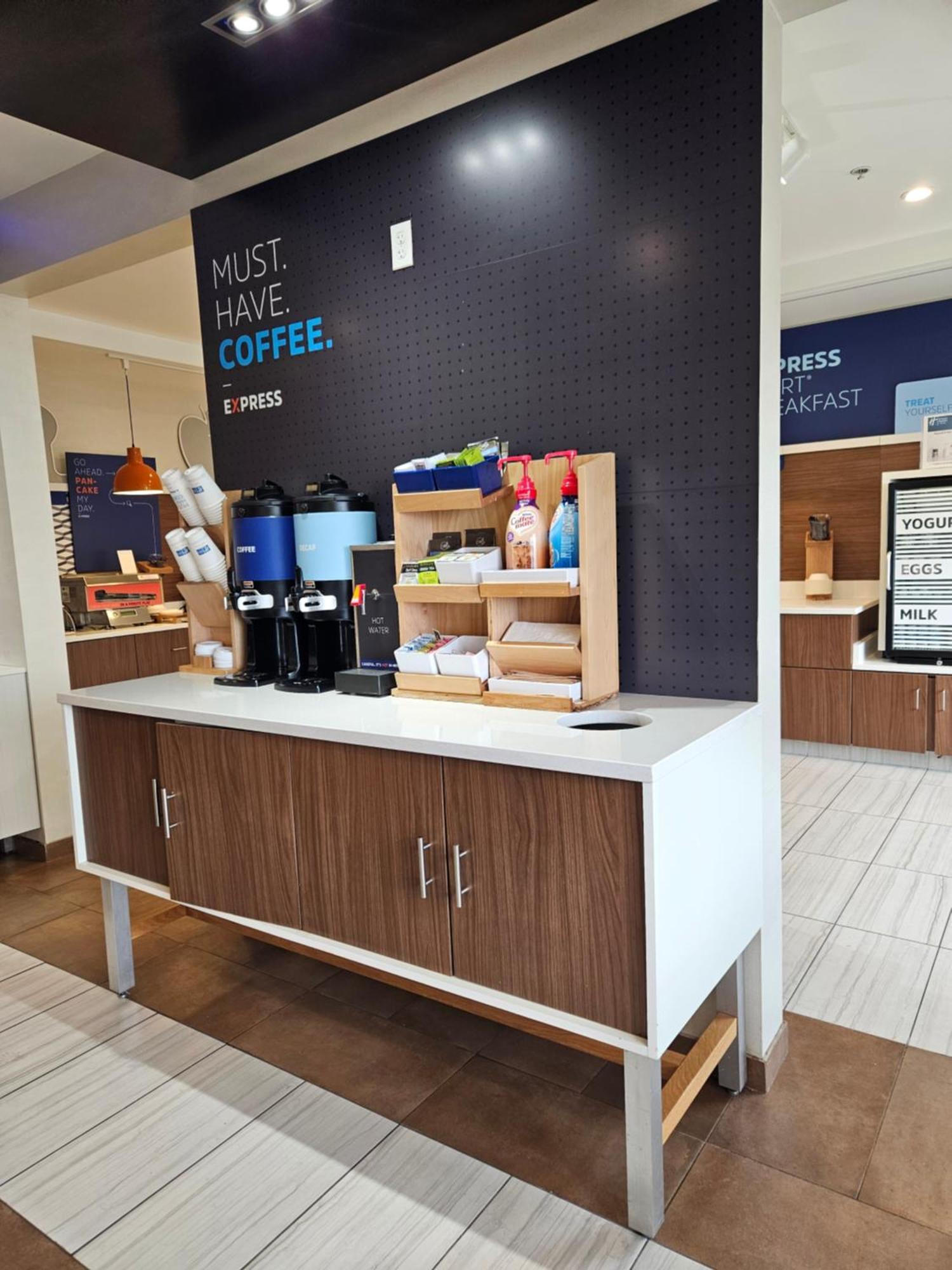Holiday Inn Express And Suites Chicago West - St Charles By Ihg Saint Charles Buitenkant foto