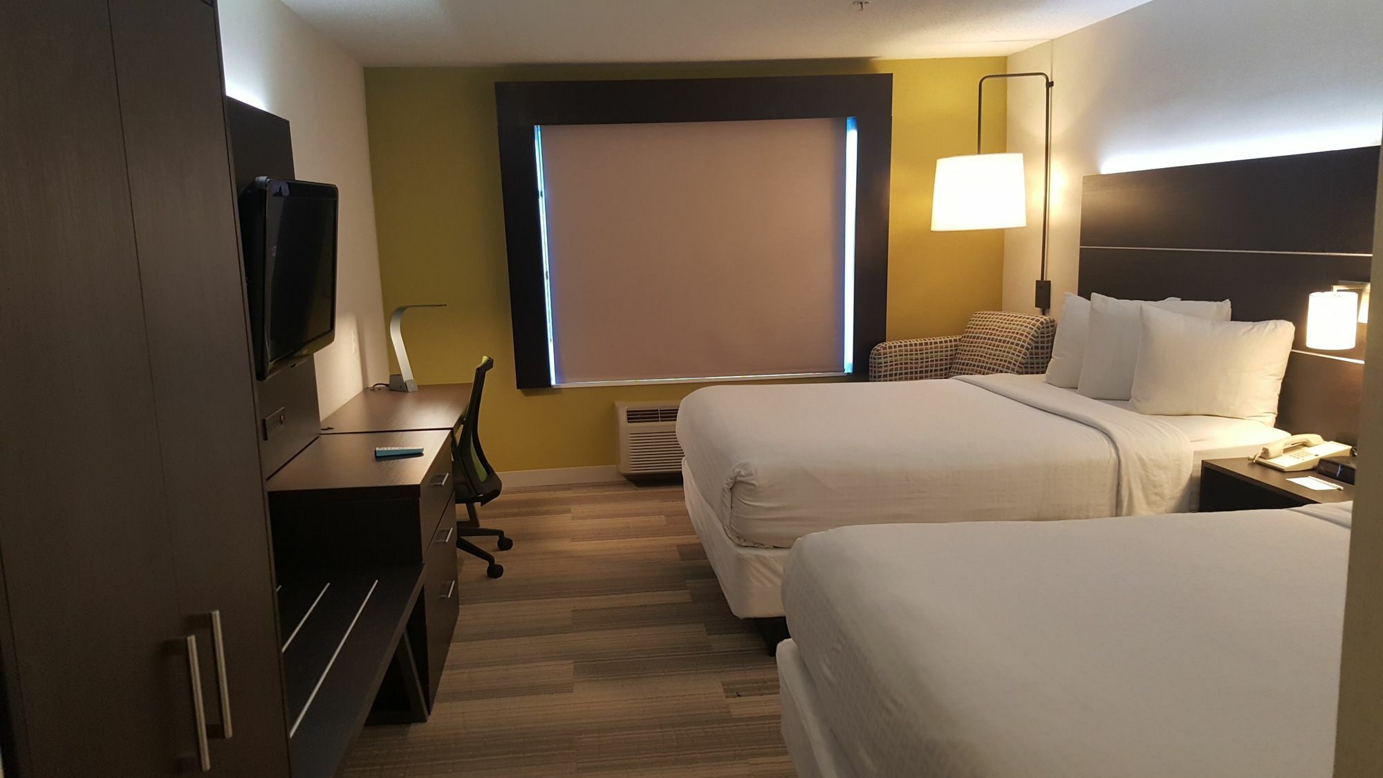 Holiday Inn Express And Suites Chicago West - St Charles By Ihg Saint Charles Buitenkant foto